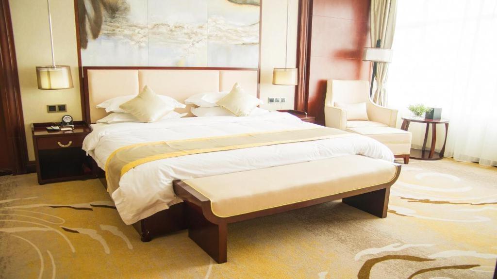 Grand Szechuan Hotel Vientiane Extérieur photo