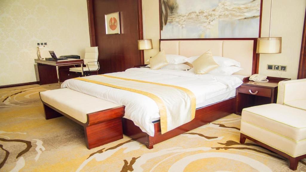 Grand Szechuan Hotel Vientiane Extérieur photo