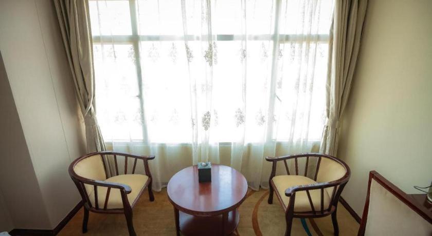 Grand Szechuan Hotel Vientiane Extérieur photo