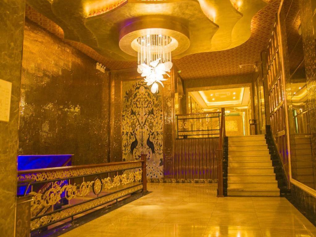 Grand Szechuan Hotel Vientiane Extérieur photo